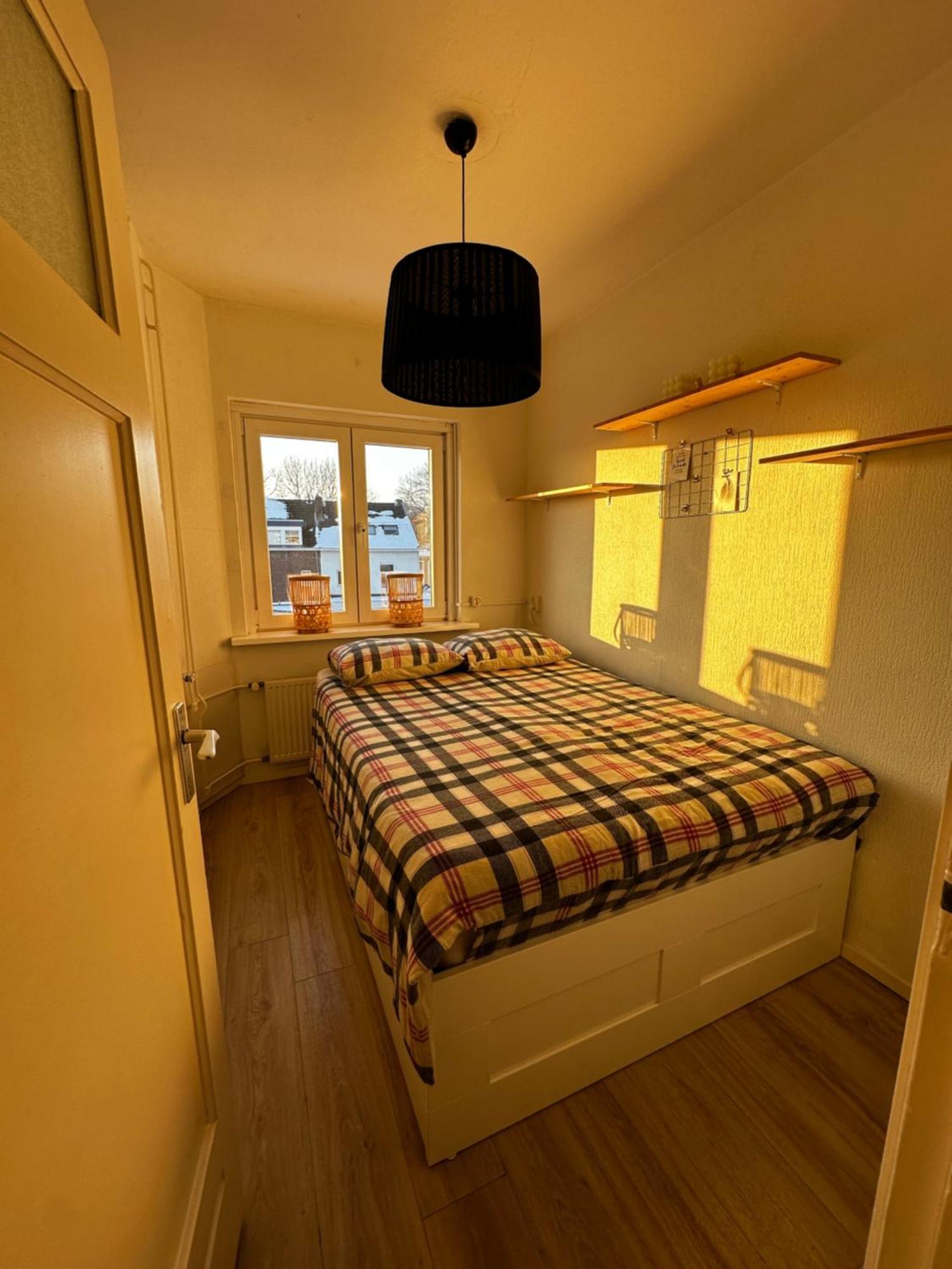 Lovely 2-Bedroom Apartment With Balcony マーストリヒト エクステリア 写真